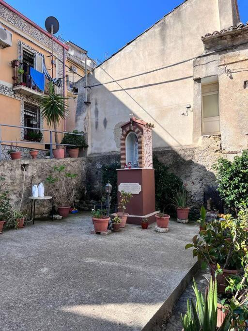 Ferienwohnung Casa 'Da Annunziata' Few Steps From The Sea Pizzo  Exterior foto